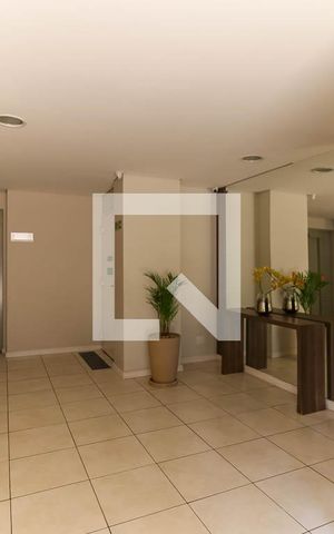 Apartamento à venda com 50m², 2 quartos e 1 vaga Apartamento à venda com 50m², 2 quartos e 1 vagaHall social