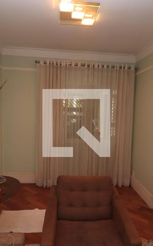 Casa à venda com 184m², 4 quartos e 3 vagasSala