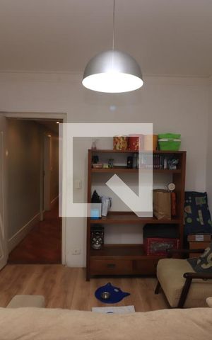 Casa à venda com 184m², 4 quartos e 3 vagasDespensa