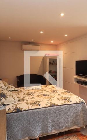 Casa à venda com 184m², 4 quartos e 3 vagasQuarto Suíte