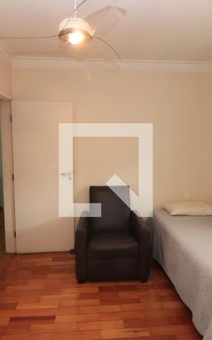 Casa à venda com 184m², 4 quartos e 3 vagasQuarto 2 - Suíte