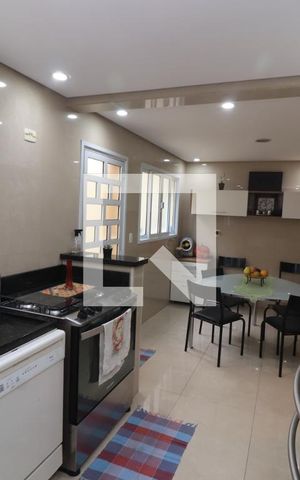 Casa à venda com 184m², 4 quartos e 3 vagasCozinha