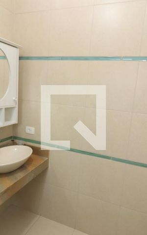 Casa à venda com 184m², 4 quartos e 3 vagasBanheiro da Suíte 2
