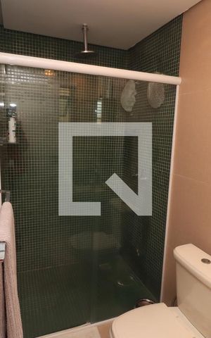 Casa à venda com 184m², 4 quartos e 3 vagasBanheiro da Suíte 4