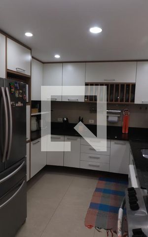 Casa à venda com 184m², 4 quartos e 3 vagasCozinha