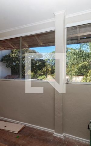 Casa à venda com 200m², 2 quartos e 5 vagas Casa à venda com 200m², 2 quartos e 5 vagas2º piso