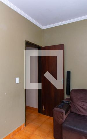 Casa à venda com 150m², 4 quartos e 2 vagas Casa à venda com 150m², 4 quartos e 2 vagasQuarto 1