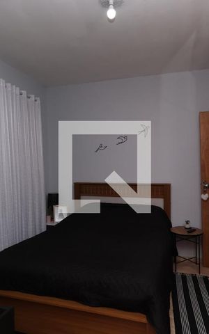 Casa à venda com 325m², 4 quartos e 2 vagas Casa à venda com 325m², 4 quartos e 2 vagasQuarto 1