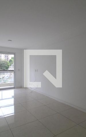 Apartamento para alugar com 77m², 3 quartos e 1 vagaSala