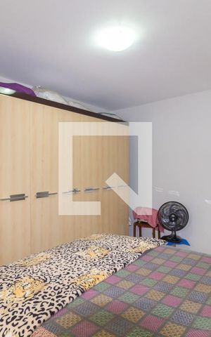Casa à venda com 180m², 3 quartos e 2 vagas Casa à venda com 180m², 3 quartos e 2 vagasQuarto 1