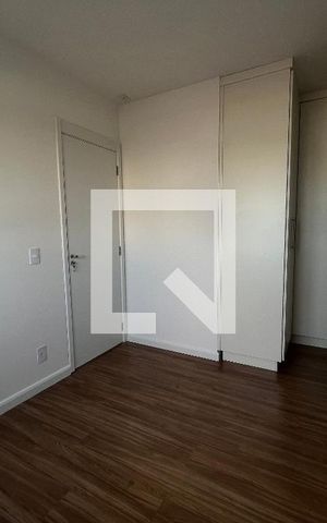 Apartamento para alugar com 60m², 2 quartos e 1 vaga Apartamento para alugar com 60m², 2 quartos e 1 vagaQuarto