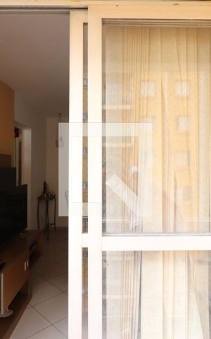 Apartamento para alugar com 57m², 2 quartos e 1 vagaSacada