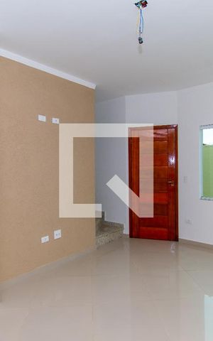 Casa de condomínio à venda com 112m², 2 quartos e 2 vagas Casa de condomínio à venda com 112m², 2 quartos e 2 vagasSala
