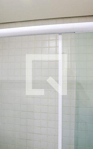 Apartamento à venda com 166m², 3 quartos e 3 vagas Apartamento à venda com 166m², 3 quartos e 3 vagasBanheiro Social