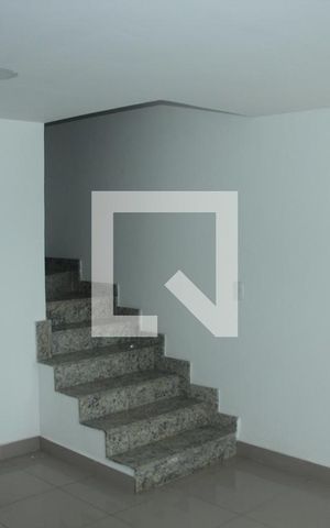 Casa para alugar com 80m², 2 quartos e 1 vagaSala