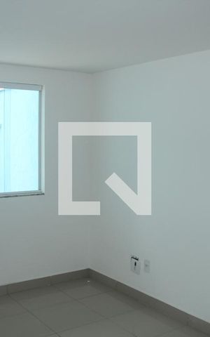 Casa para alugar com 80m², 2 quartos e 1 vagaSala