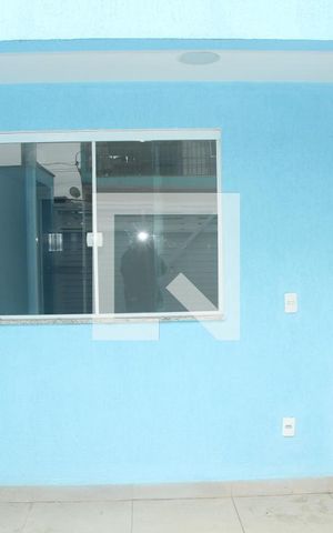 Casa para alugar com 80m², 2 quartos e 1 vagaEntrada