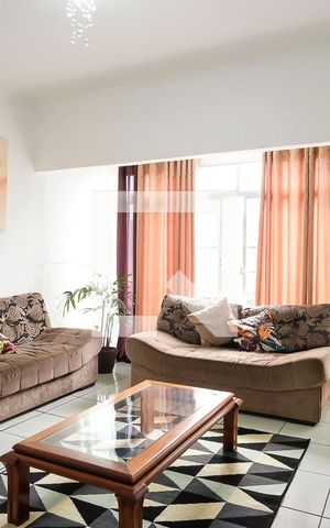 Casa à venda com 481m², 2 quartos e 4 vagasSala