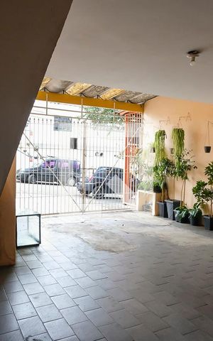 Casa à venda com 481m², 2 quartos e 4 vagasGaragem