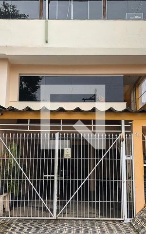 Casa à venda com 481m², 2 quartos e 4 vagasFrente da Casa