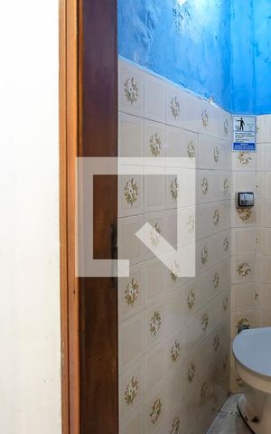 Casa à venda com 481m², 2 quartos e 4 vagasBanheiro 2-Segundo Andar