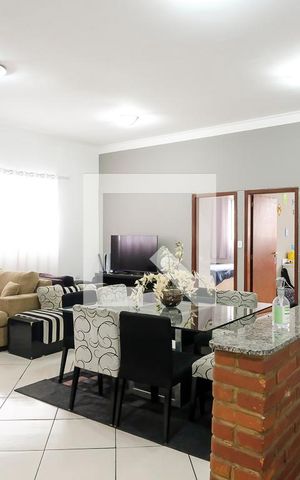 Casa à venda com 240m², 2 quartos e sem vagaSala