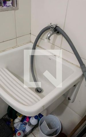 Casa à venda com 240m², 2 quartos e sem vagaÁrea de Serviço
