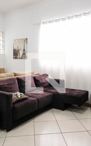 Casa à venda com 240m², 2 quartos e sem vagaSala