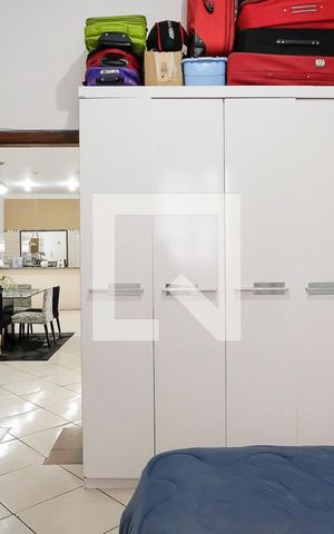 Casa à venda com 240m², 2 quartos e sem vagaQuarto 1