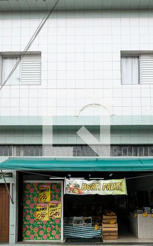 Casa à venda com 240m², 2 quartos e sem vagaFachada