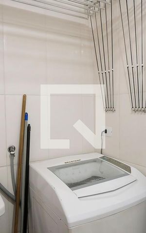 Casa à venda com 240m², 2 quartos e sem vagaÁrea de Serviço