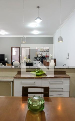 Casa à venda com 240m², 2 quartos e sem vagaCozinha