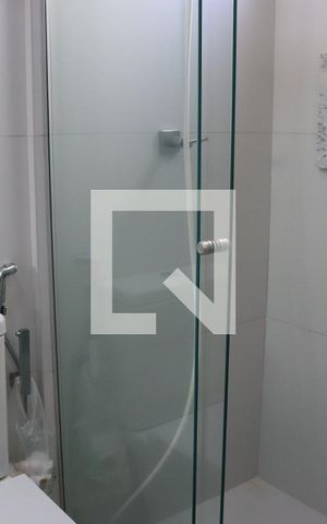 Apartamento para alugar com 56m², 2 quartos e 1 vaga Apartamento para alugar com 56m², 2 quartos e 1 vagaBanheiro do quarto 2