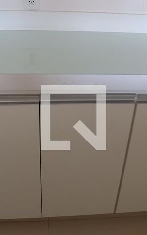 Apartamento para alugar com 56m², 2 quartos e 1 vaga Apartamento para alugar com 56m², 2 quartos e 1 vagaCozinha - Armários
