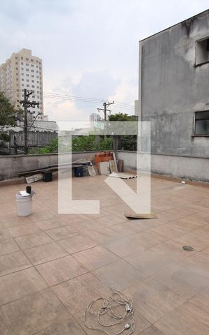 Casa à venda com 330m², 2 quartos e 8 vagasQuintal