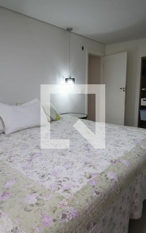 Casa à venda com 330m², 2 quartos e 8 vagasSuíte 1
