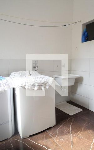 Casa à venda com 330m², 2 quartos e 8 vagasÁrea de Serviço