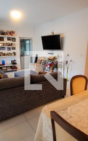 Casa à venda com 251m², 3 quartos e 4 vagasSala