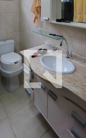Casa à venda com 251m², 3 quartos e 4 vagasSuíte 2