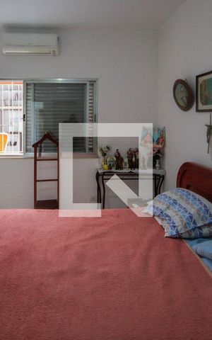 Casa à venda com 251m², 3 quartos e 4 vagasSuíte 2