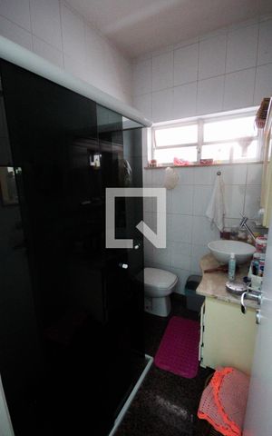 Casa à venda com 251m², 3 quartos e 4 vagasSuíte 1