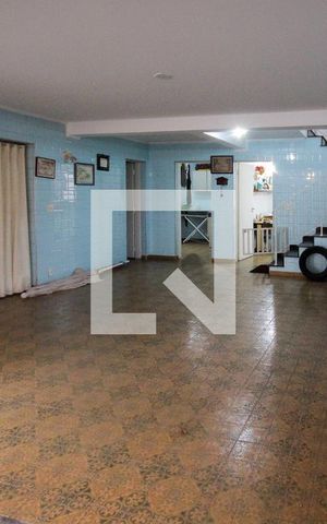 Casa à venda com 251m², 3 quartos e 4 vagasGaragem