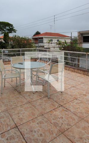 Casa à venda com 251m², 3 quartos e 4 vagasSala - Sacada