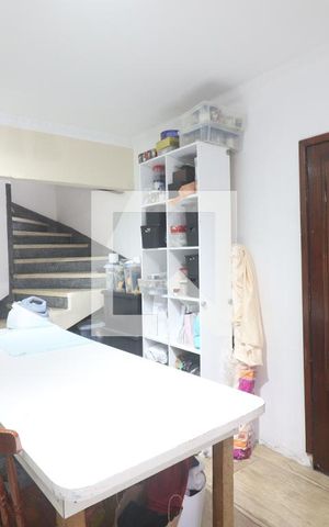Casa à venda com 150m², 3 quartos e 1 vagaSala