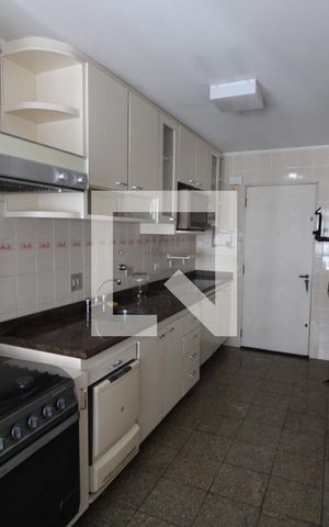 Apartamento à venda com 80m², 3 quartos e 2 vagasCozinha