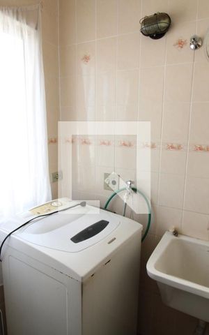 Apartamento à venda com 80m², 3 quartos e 2 vagasArea de serviço