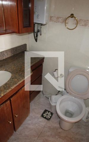 Apartamento à venda com 80m², 3 quartos e 2 vagasSuite - Banheiro