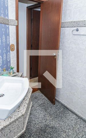 Casa à venda com 459m², 4 quartos e 4 vagasBanheiro