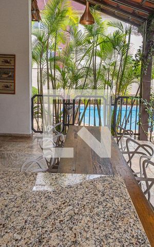 Casa à venda com 459m², 4 quartos e 4 vagasVaranda