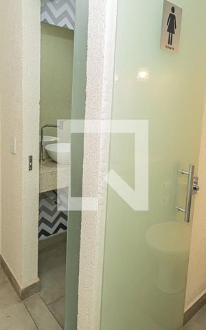 Casa à venda com 459m², 4 quartos e 4 vagasBanheiros
